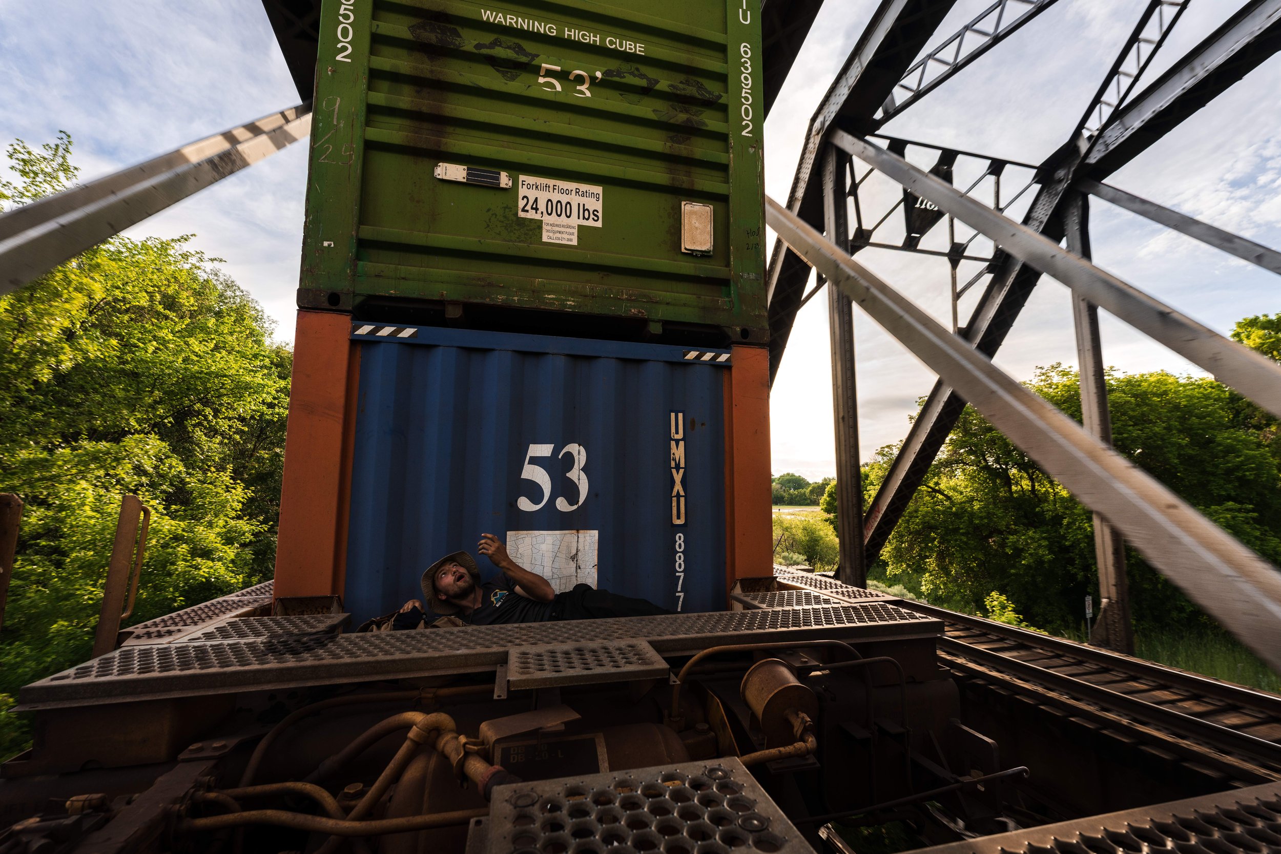 On The Road - Photo 18